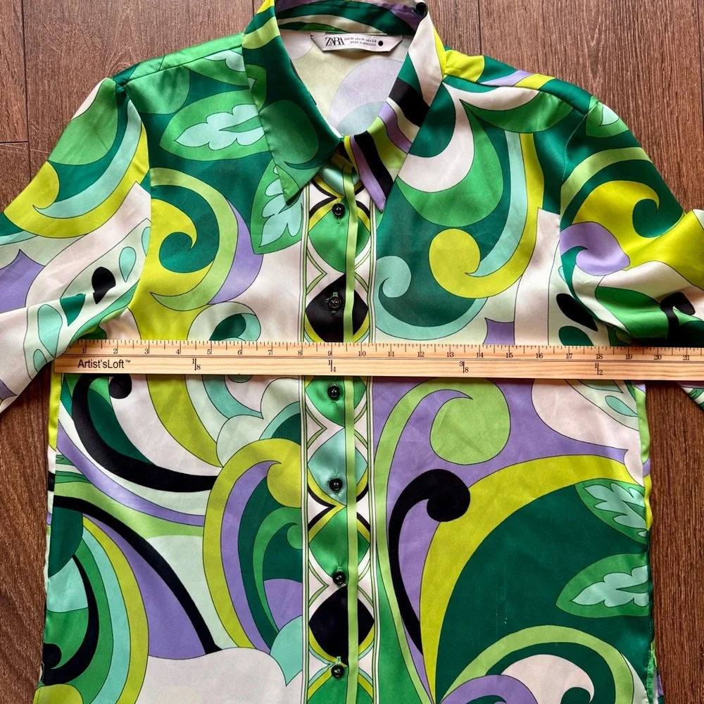 Retro Psychedelic Button-Up Blouse - Picture 6 of 9